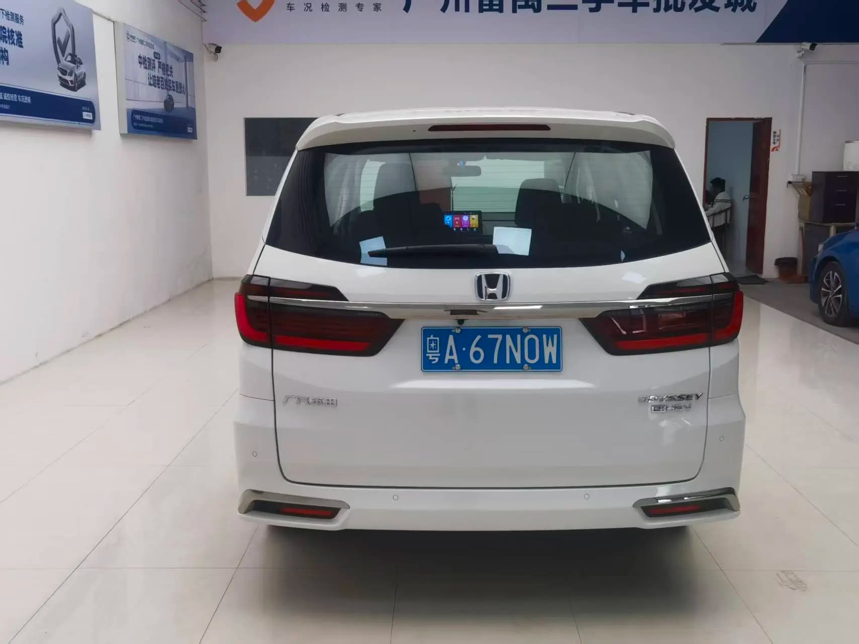 Honda Odyssey 2024 г. 12618 км. — фото 4