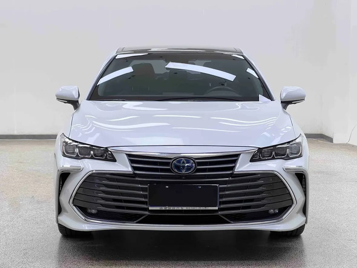 Toyota Avalon 2022 г. 68132 км. — фото 2