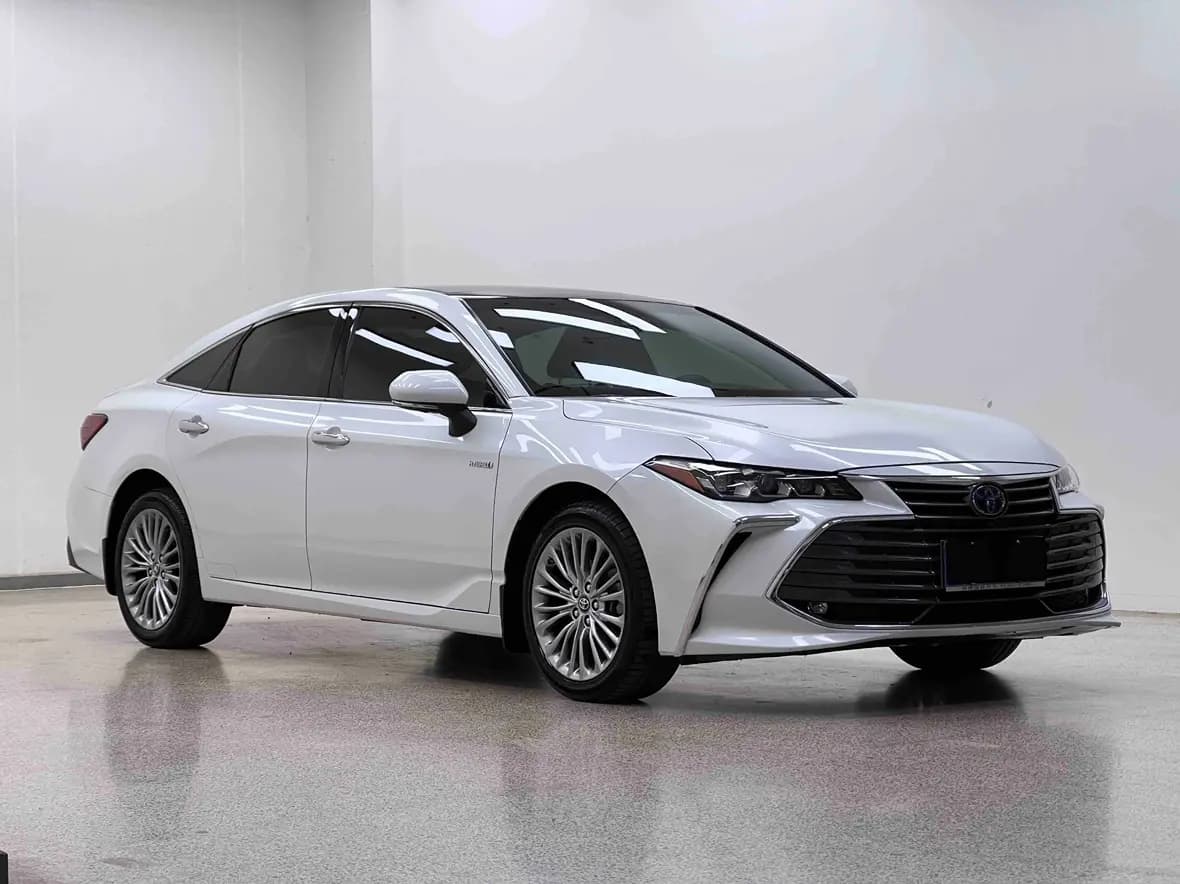 Toyota Avalon 2022 г. 68132 км. — фото 3