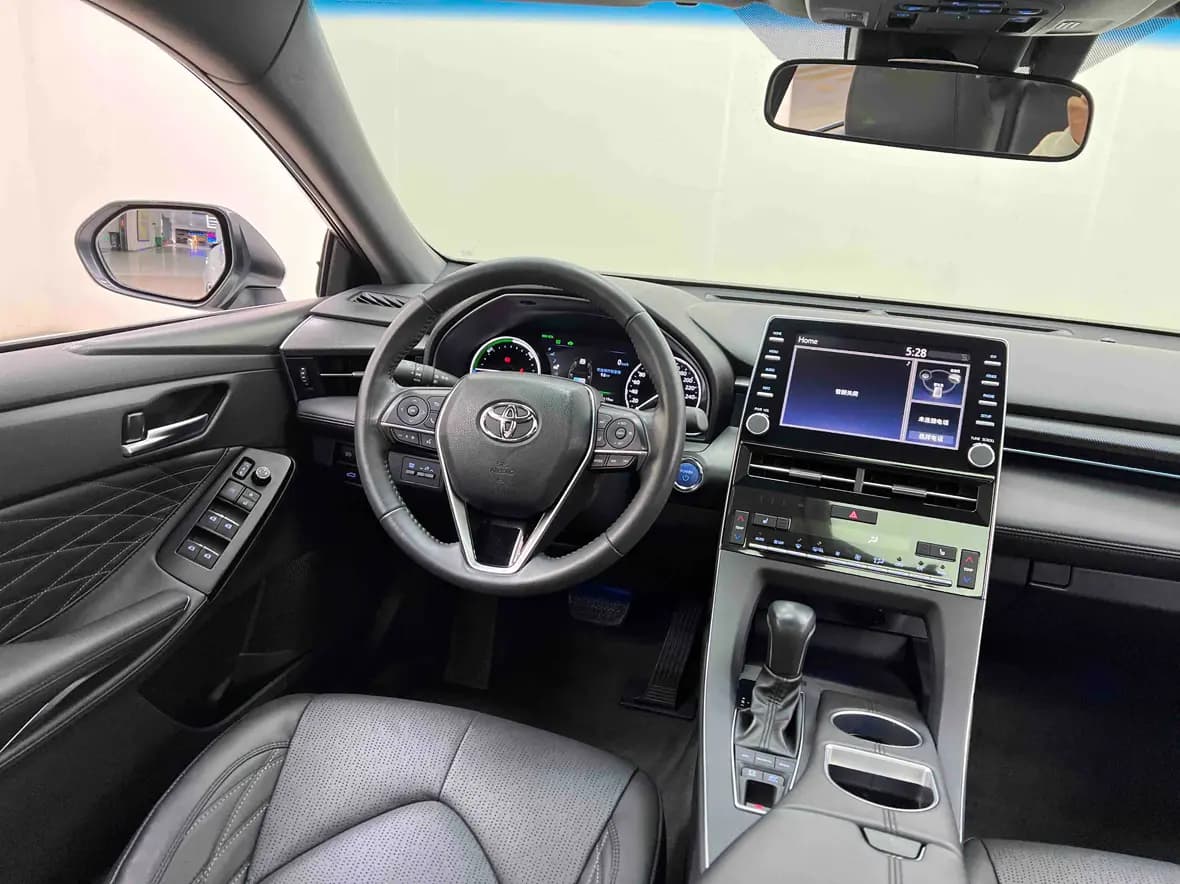 Toyota Avalon 2022 г. 68132 км. — фото 27