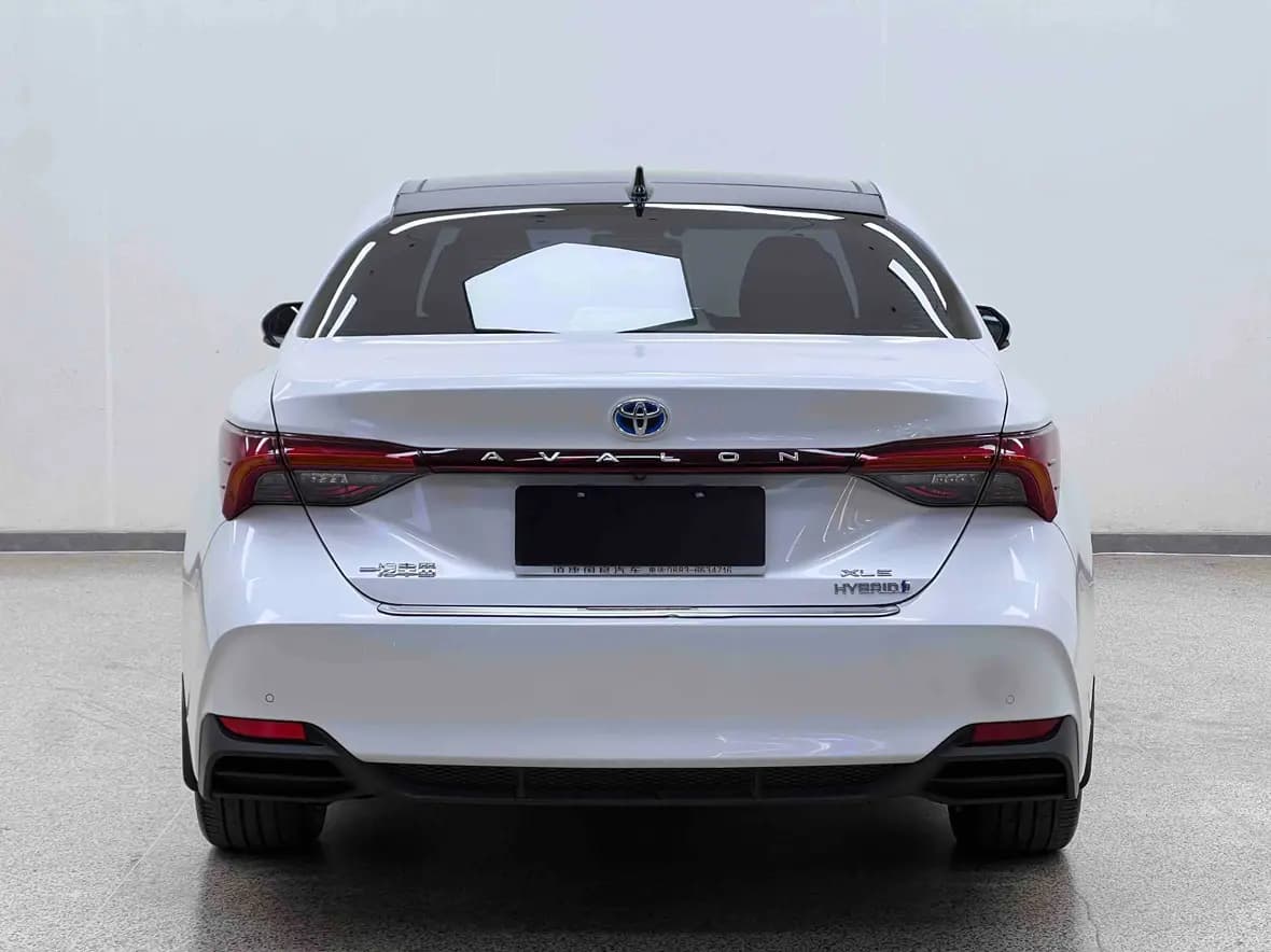 Toyota Avalon 2022 г. 68132 км. — фото 6