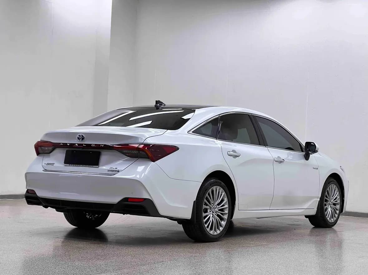 Toyota Avalon 2022 г. 68132 км. — фото 7