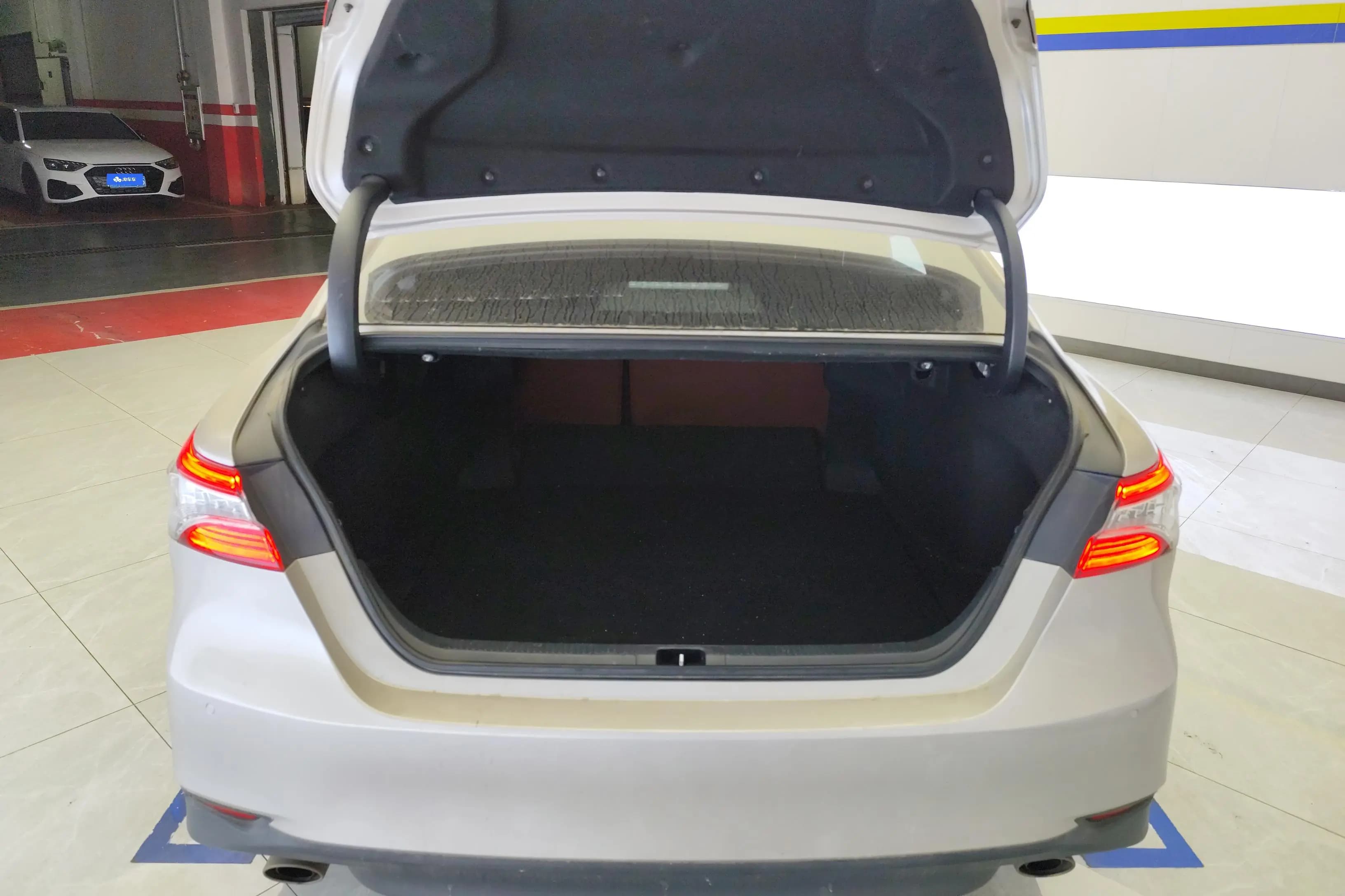 Toyota Camry 2021 г. 73200 км. — фото 17
