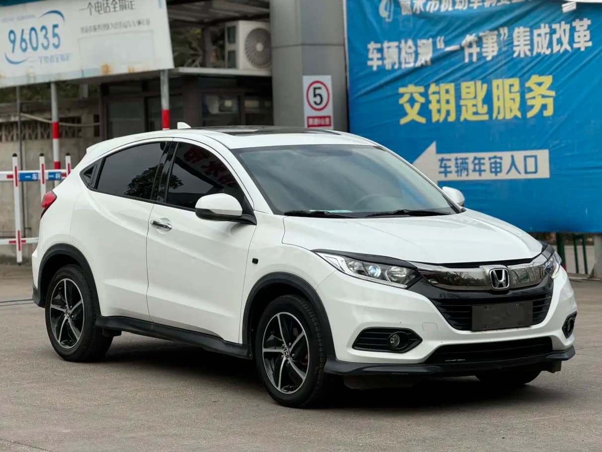 Honda Vezel 2022 г. 42103 км. — фото 3