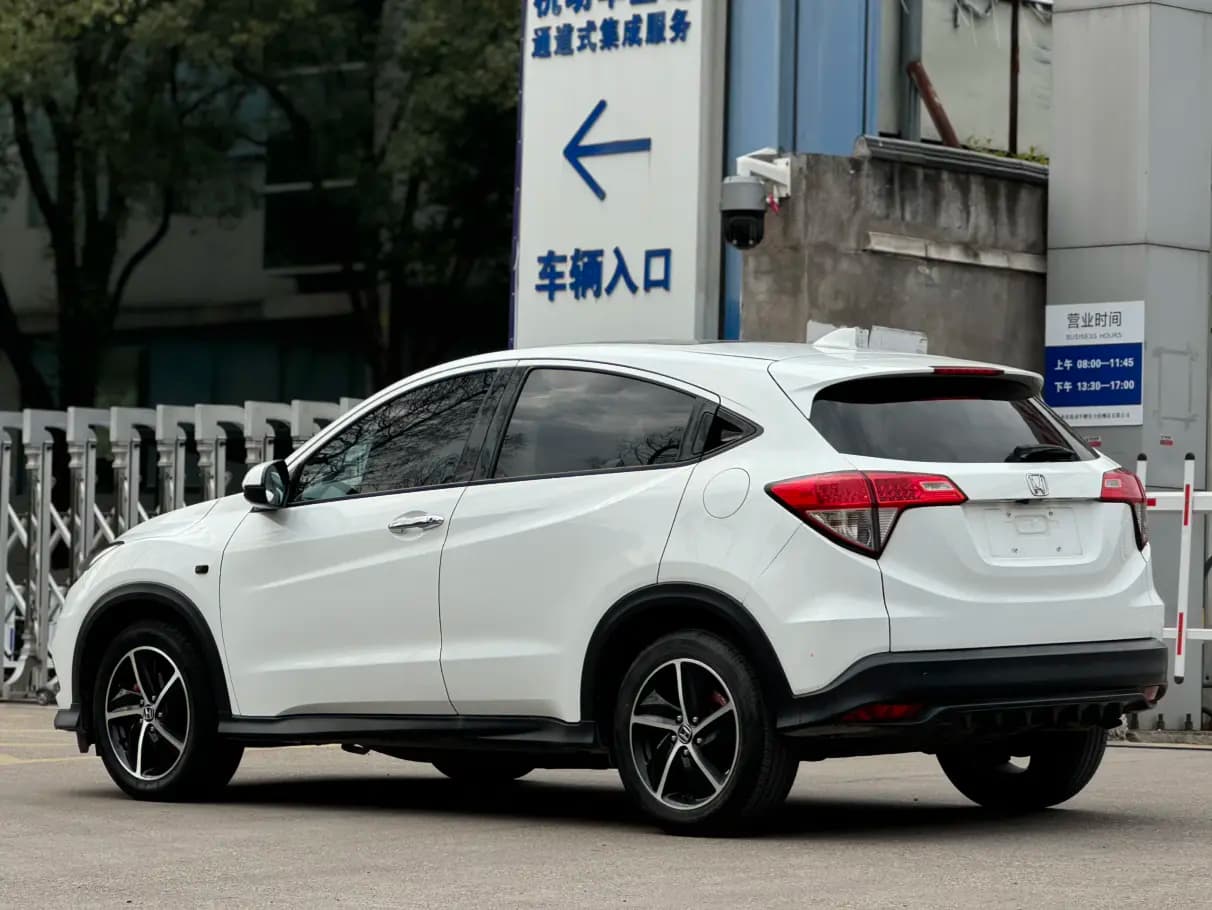 Honda Vezel 2022 г. 42103 км. — фото 4