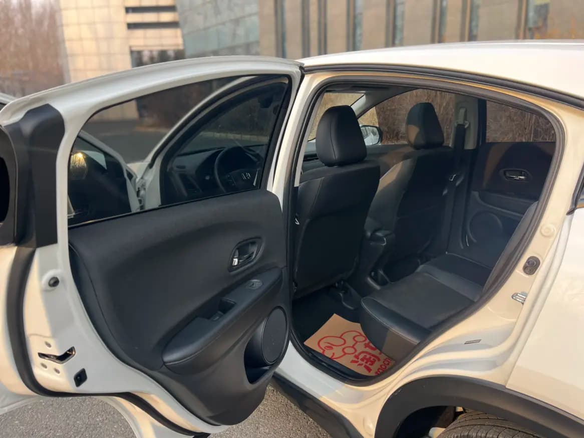Honda Vezel 2022 г. 45105 км. — фото 19