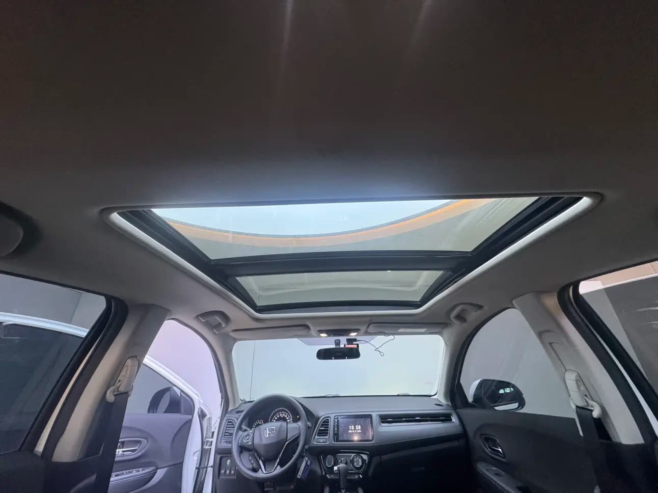 Honda Vezel 2021 г. 39106 км. — фото 15