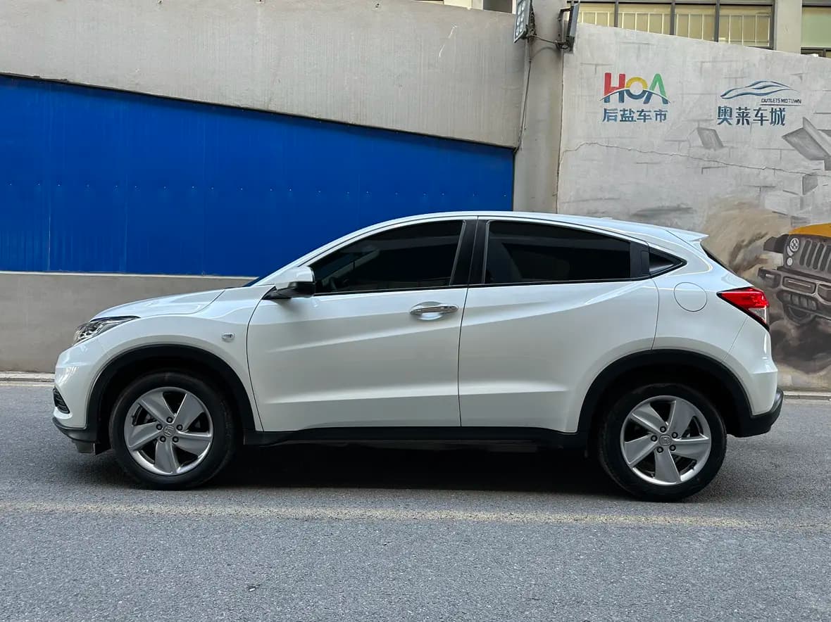 Honda Vezel 2022 г. 49107 км. — фото 4