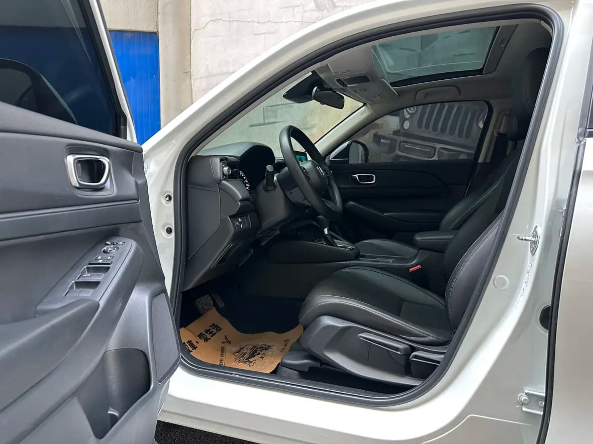Honda Vezel 2023 г. 39109 км. — фото 8
