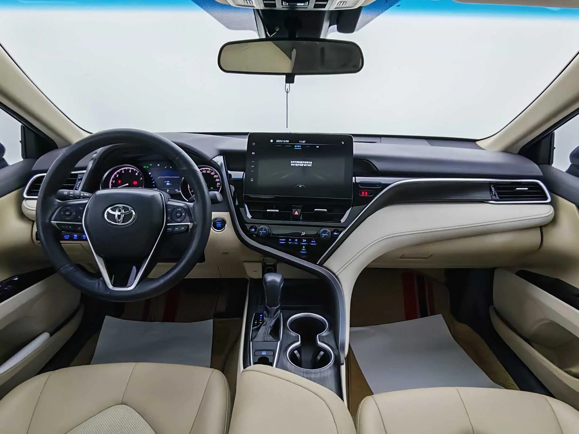 Toyota Camry 2023 г. 23401 км. — фото 14