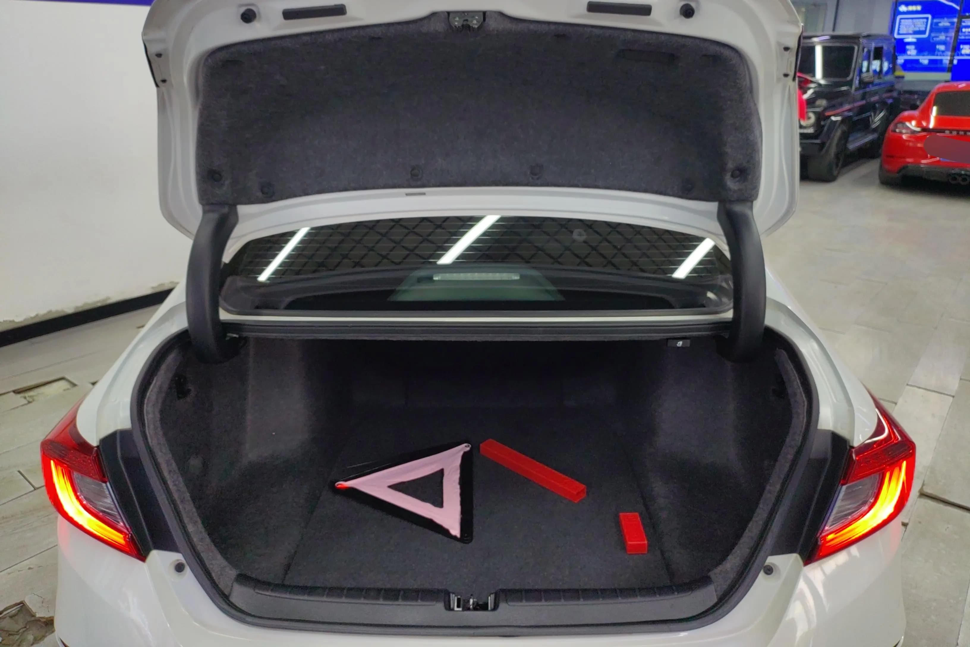 Honda Accord 2021 г. 67298 км. — фото 12