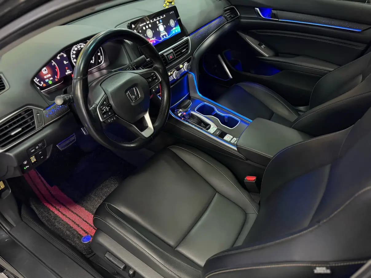 Honda Accord 2023 г. 77994 км. — фото 17