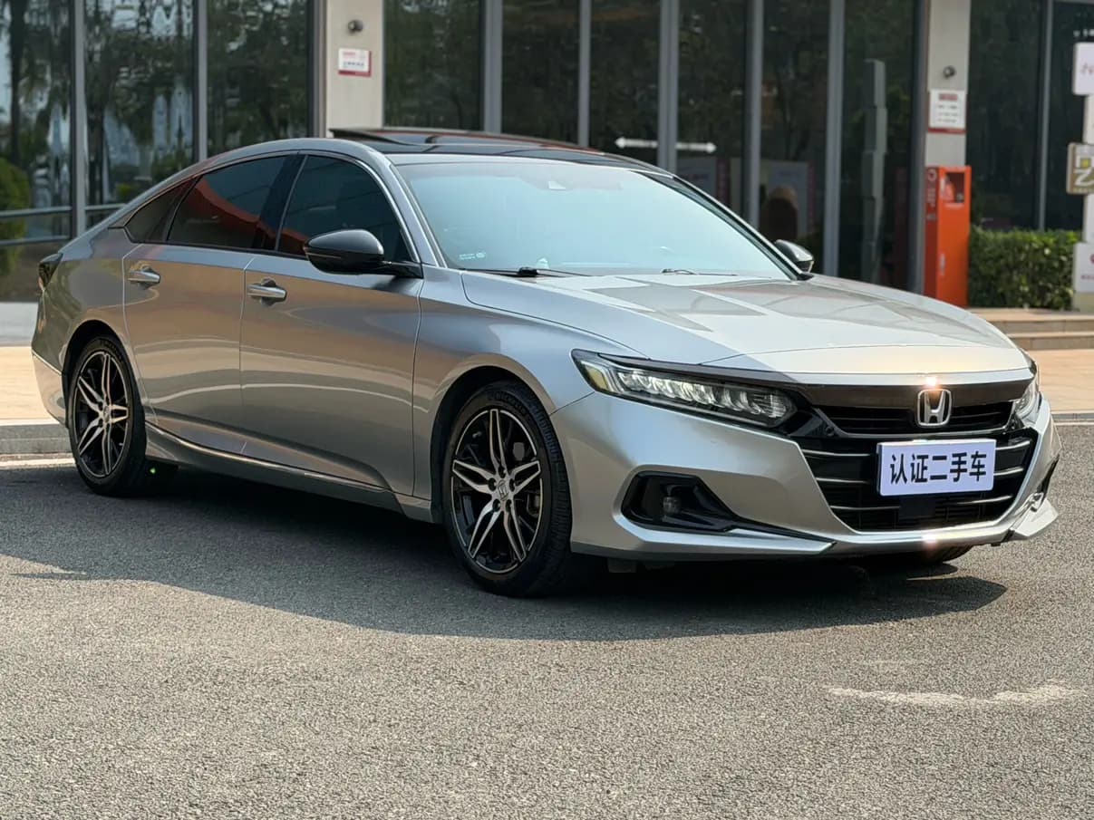 Honda Accord 2023 г. 77994 км. — фото 3