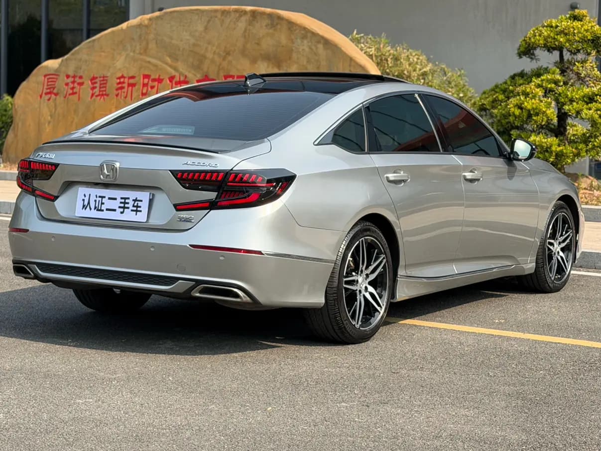 Honda Accord 2023 г. 77994 км. — фото 6
