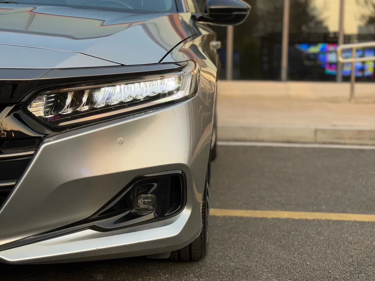 Honda Accord 2023 г. 77994 км. — фото 8
