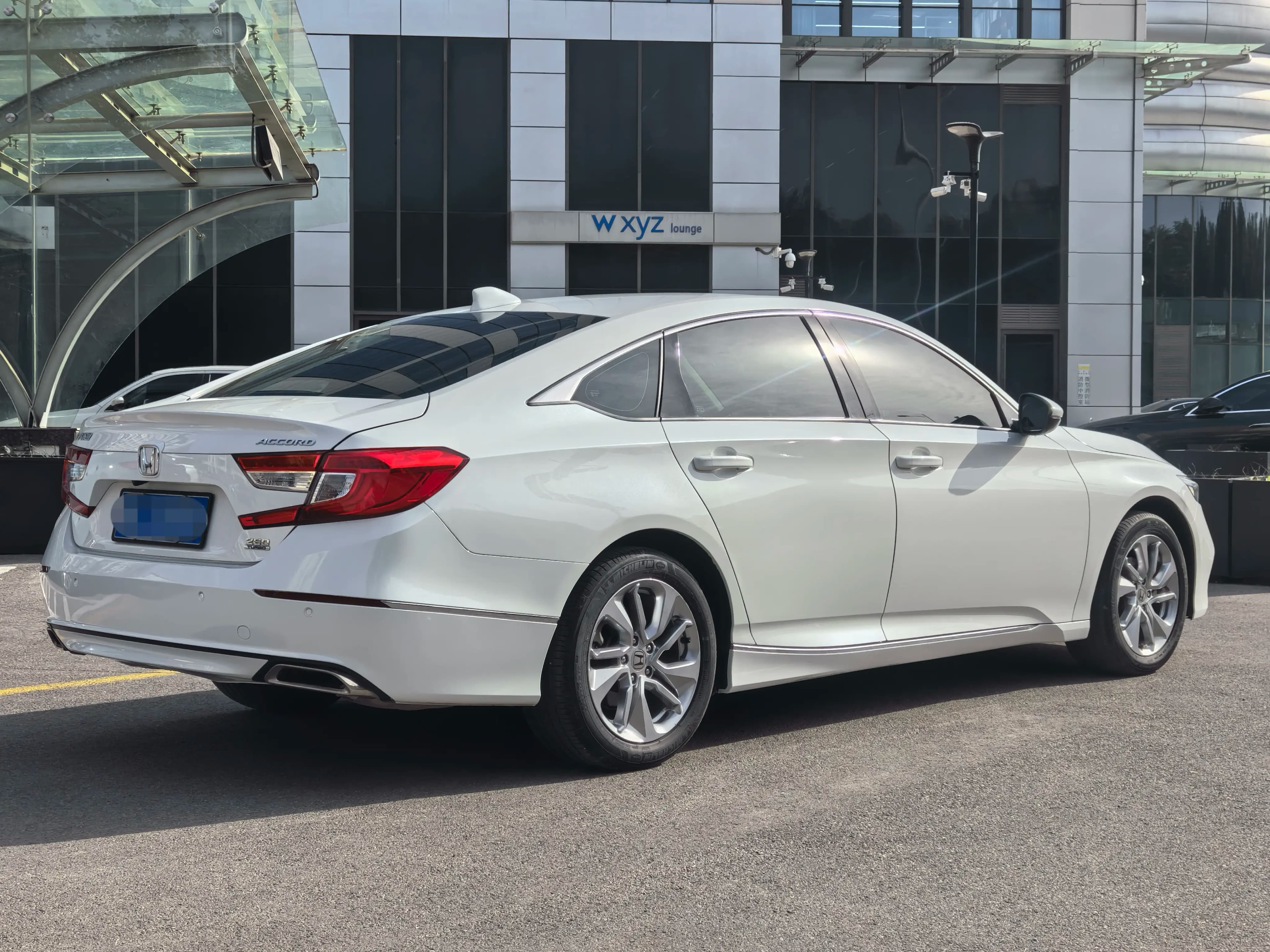 Honda Accord 2021 г. 59092 км. — фото 4