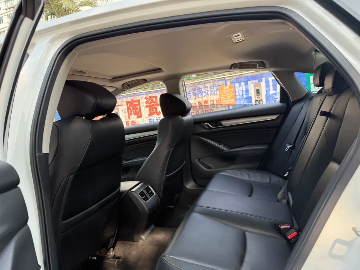Honda Accord 2021 г. 71091 км. — фото 10