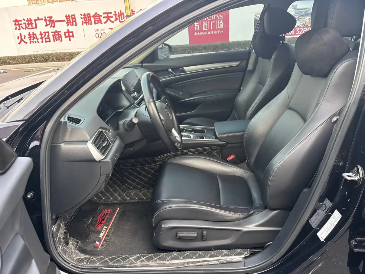Honda Accord 2021 г. 62089 км. — фото 6