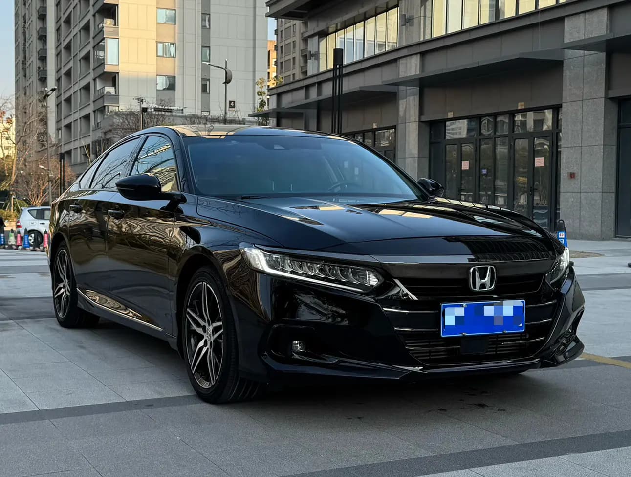 Honda Accord 2022 г. 32088 км. — фото 3