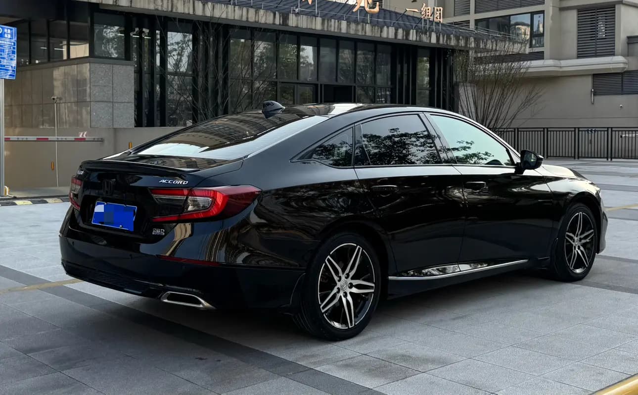 Honda Accord 2022 г. 32088 км. — фото 6