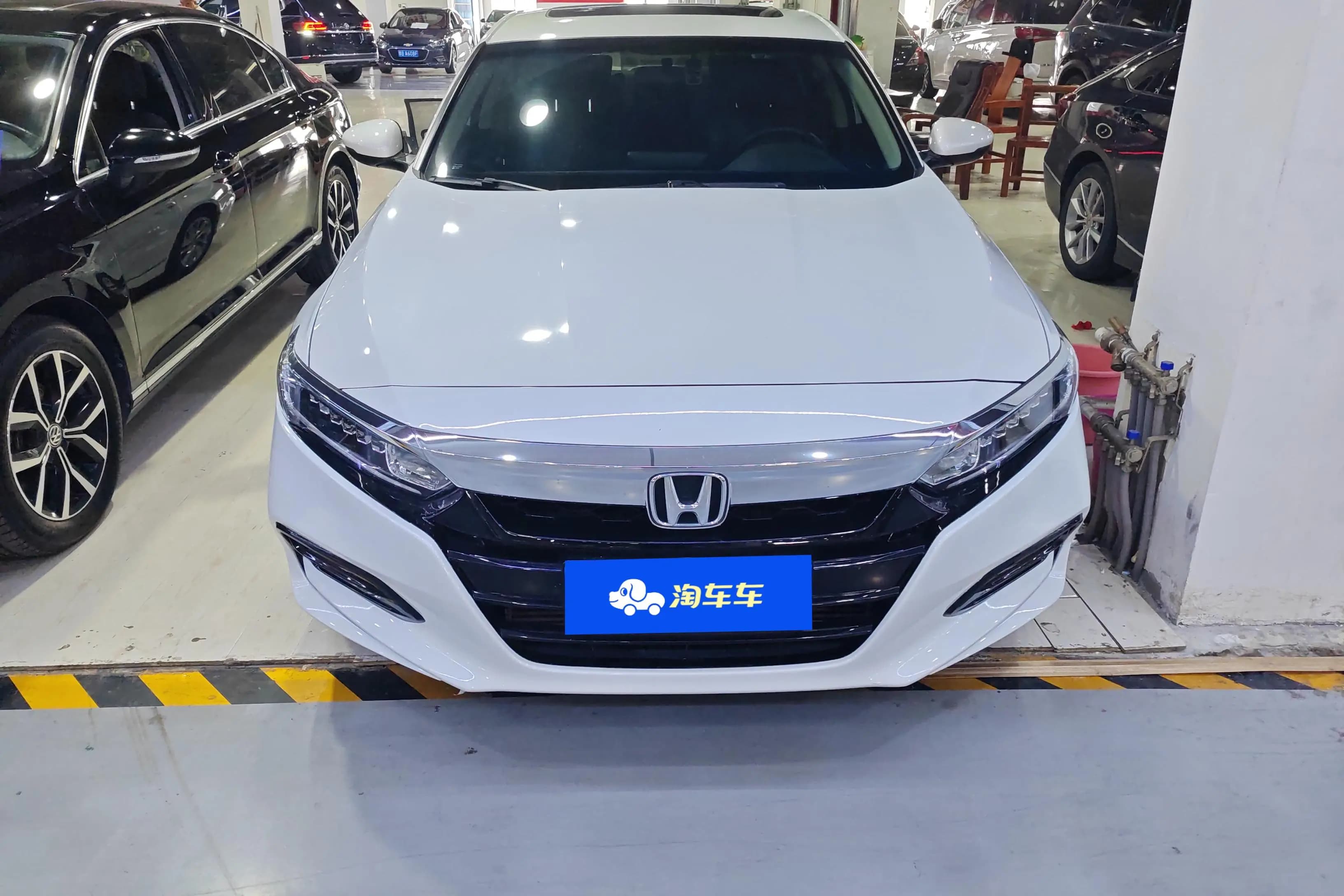 Honda Accord 2021 г. 47386 км. — фото 2