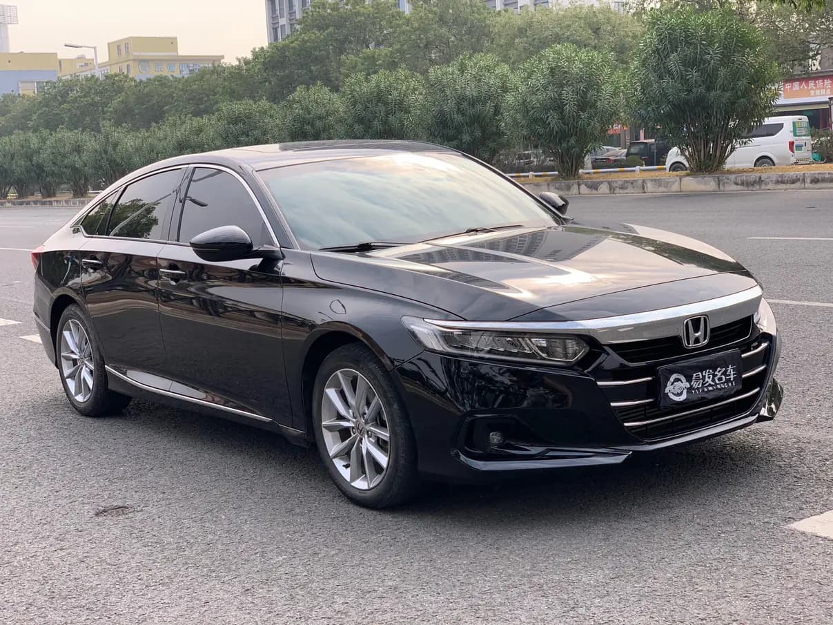 Honda Accord 2022 г. 45085 км. — фото 3