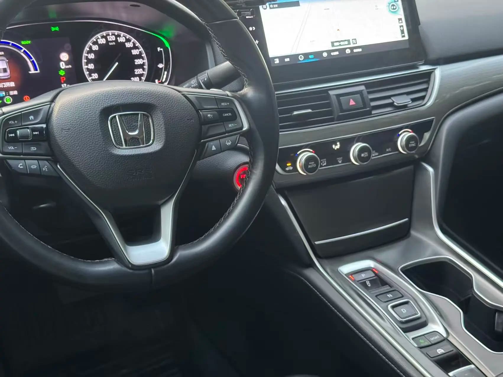 Honda Accord 2023 г. 41084 км. — фото 10