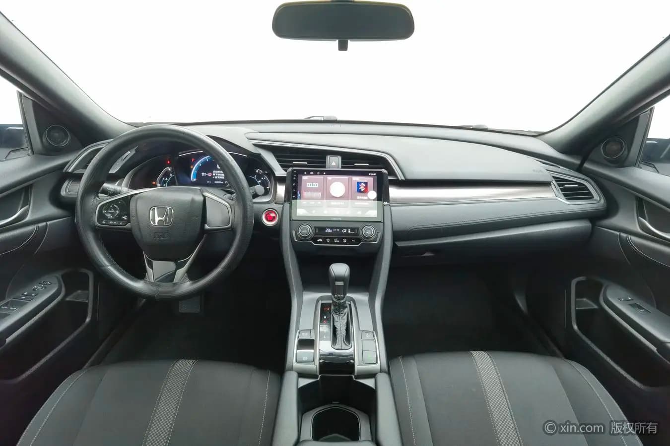 Honda Civic 2022 г. 55300 км. — фото 12