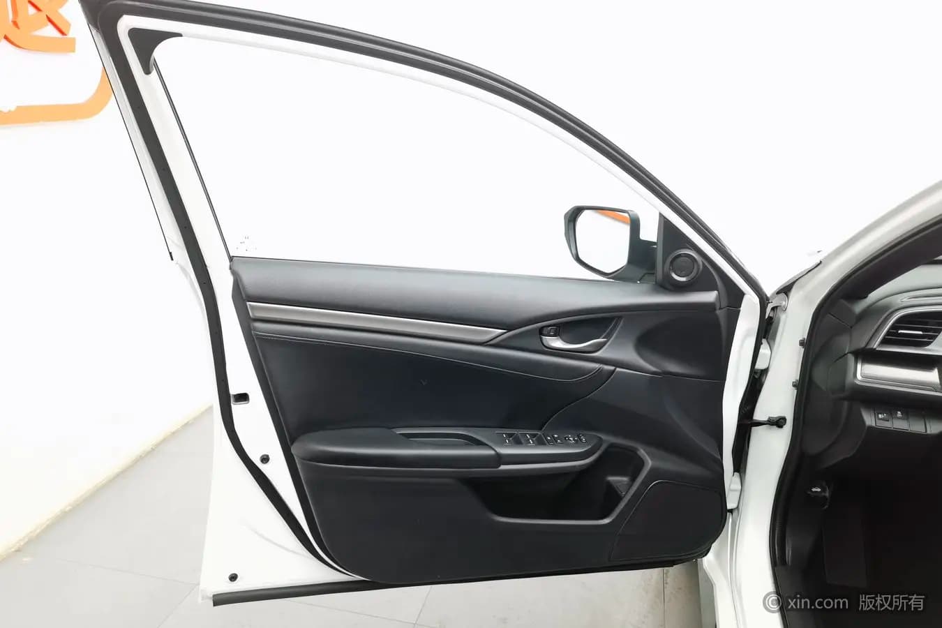 Honda Civic 2022 г. 55300 км. — фото 20