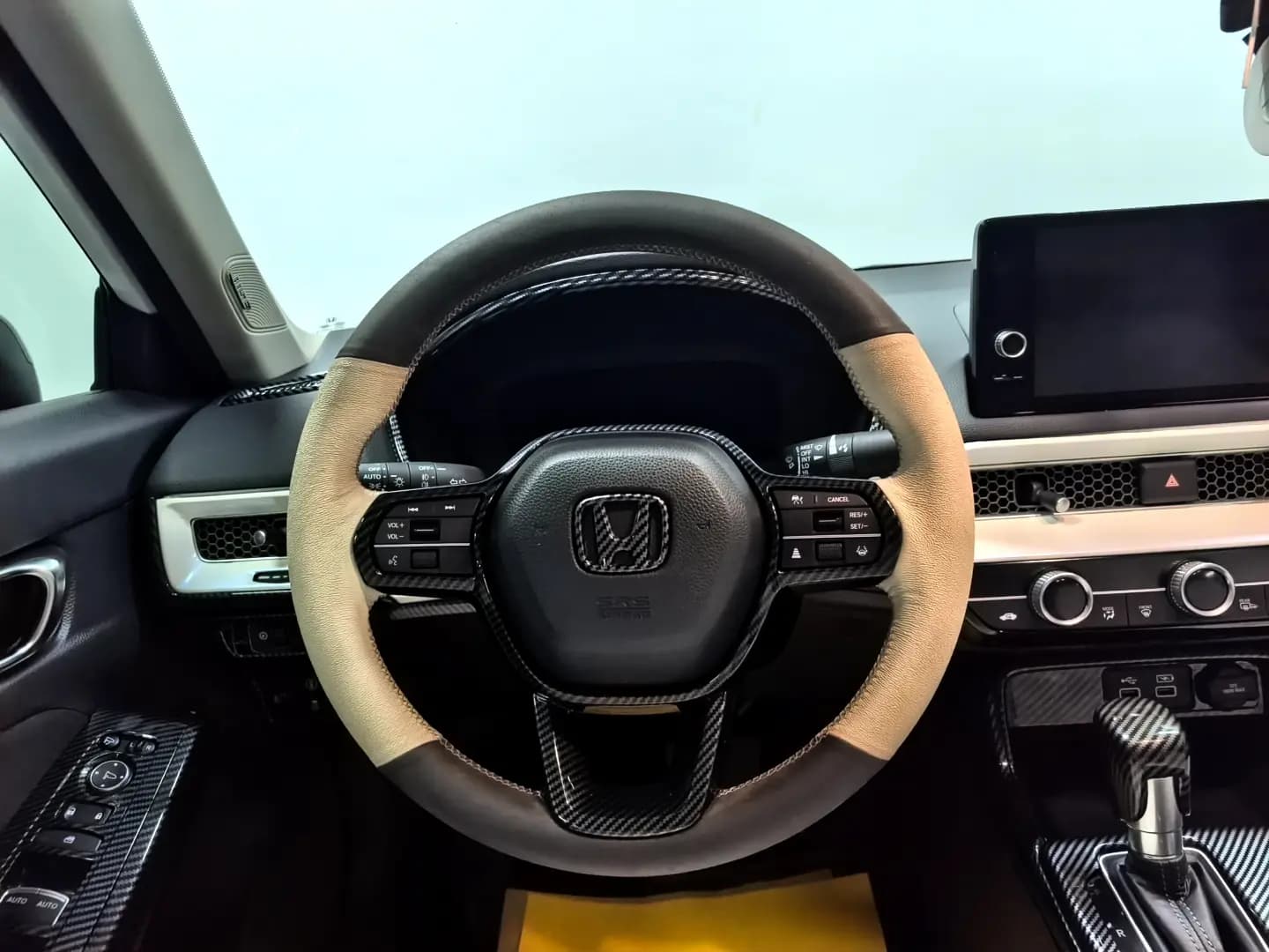 Honda Civic 2022 г. 41100 км. — фото 16