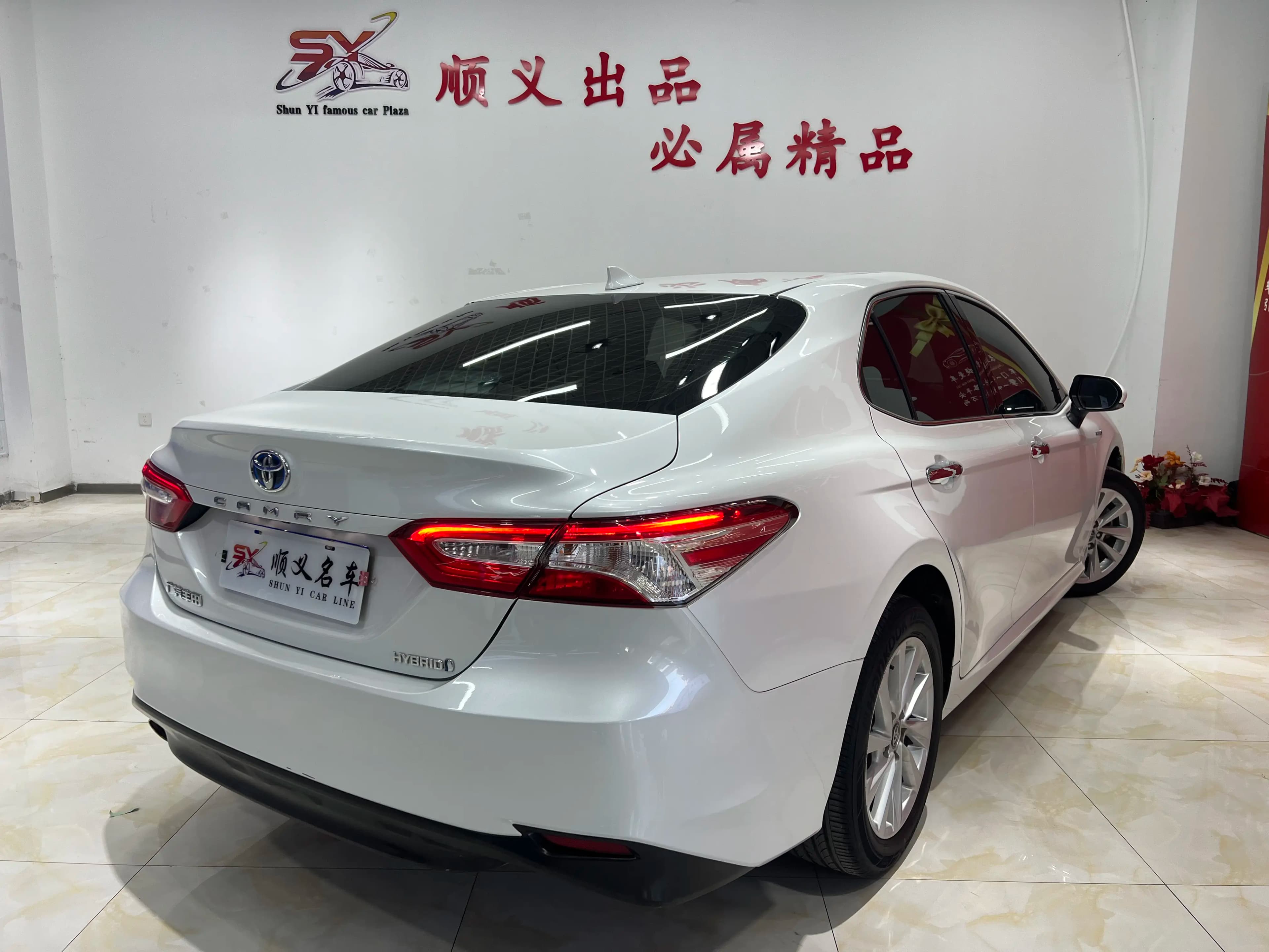 Toyota Camry 2023 г. 56103 км. — фото 5
