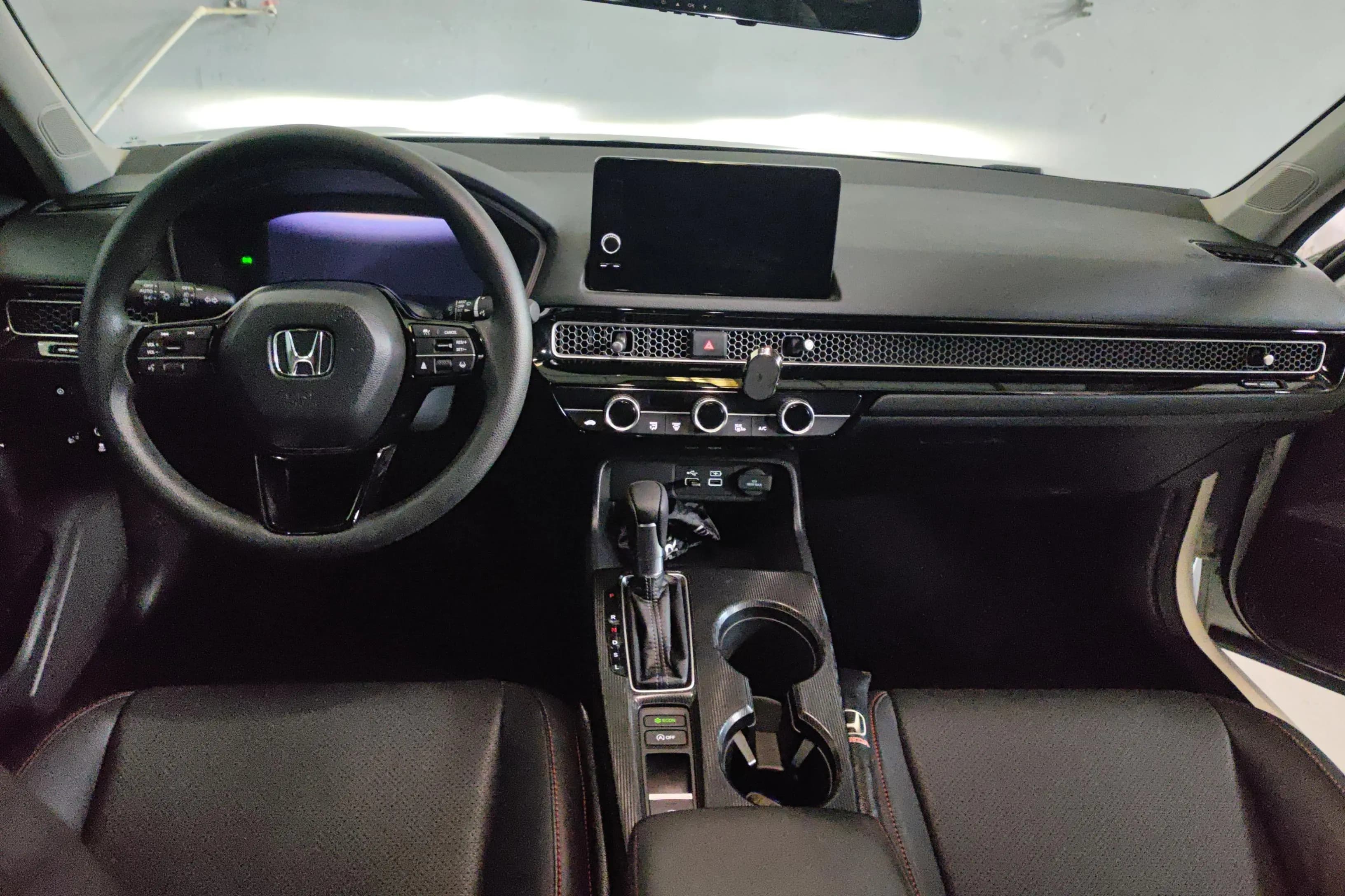 Honda Civic 2022 г. 27900 км. — фото 13
