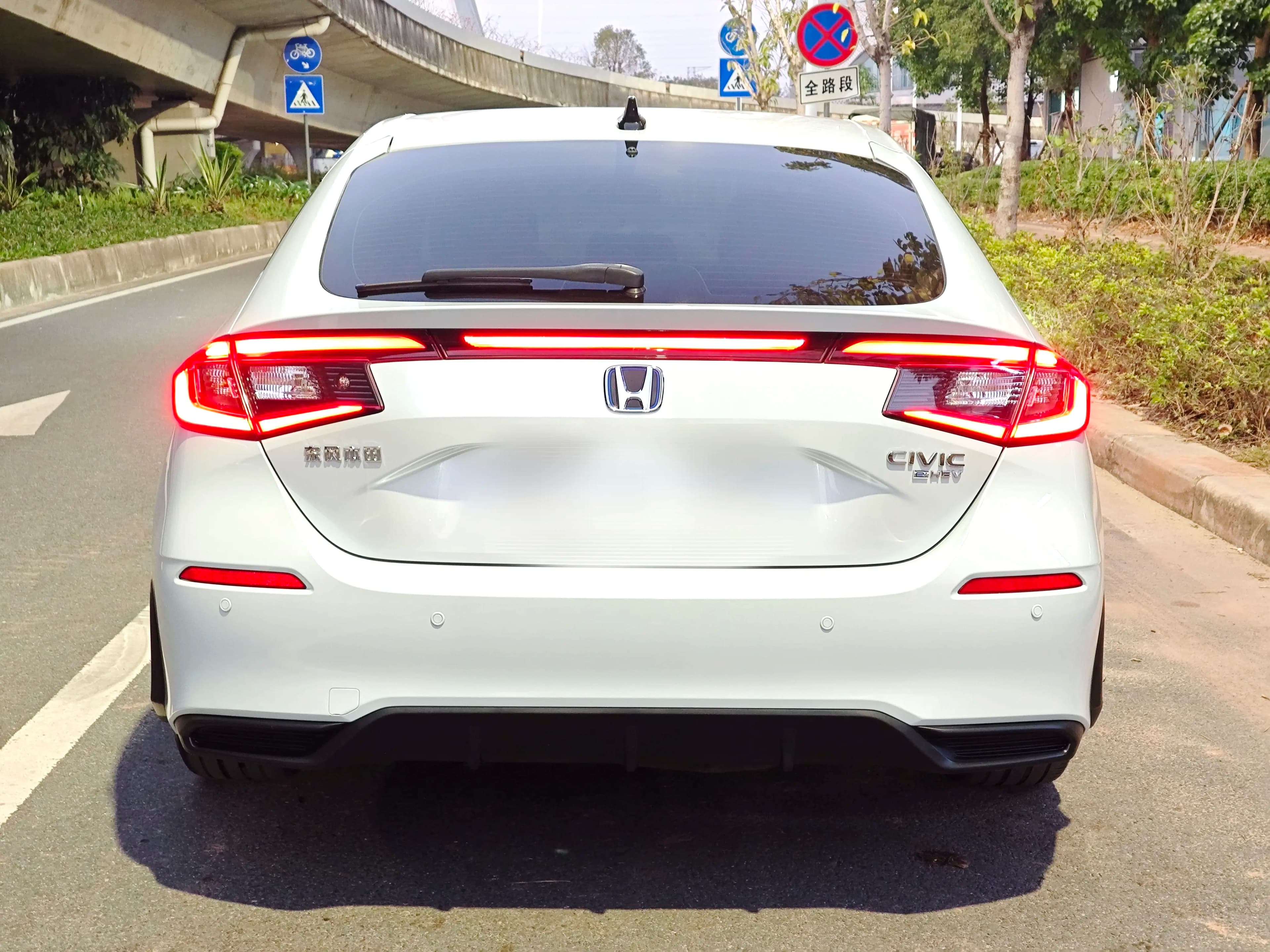 Honda Civic 2023 г. 40000 км. — фото 4