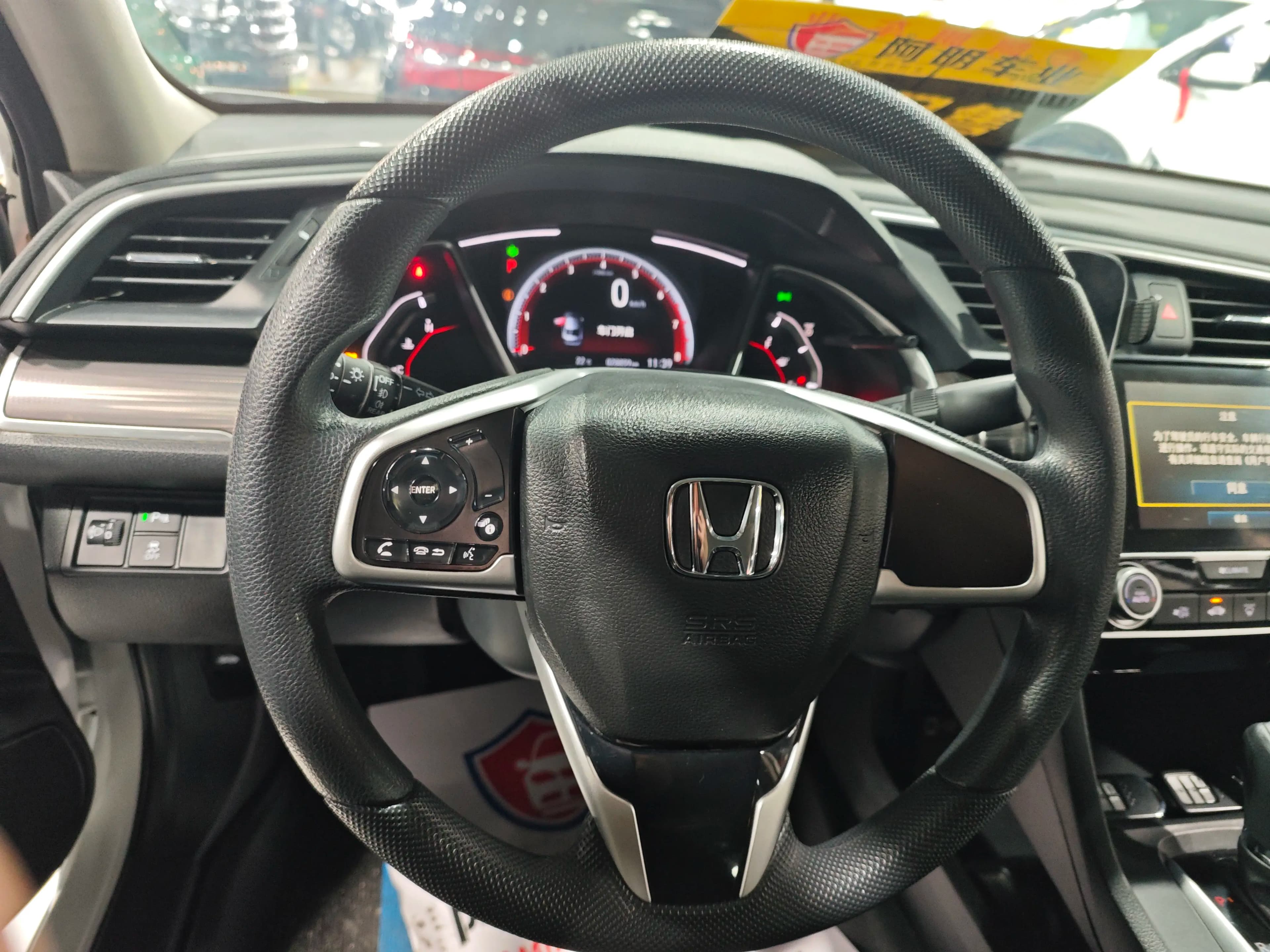 Honda Civic 2022 г. 28000 км. — фото 15