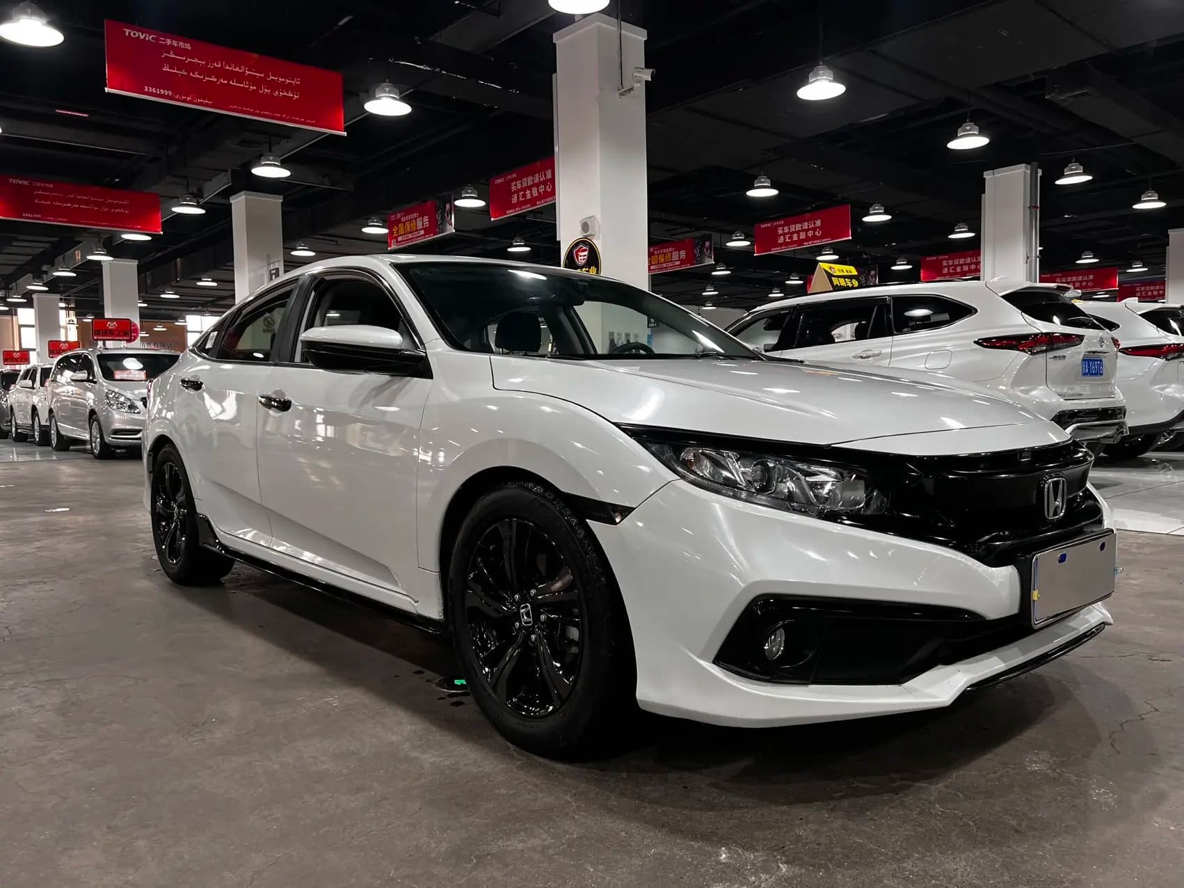 Honda Civic 2022 г. 28000 км. — фото 3