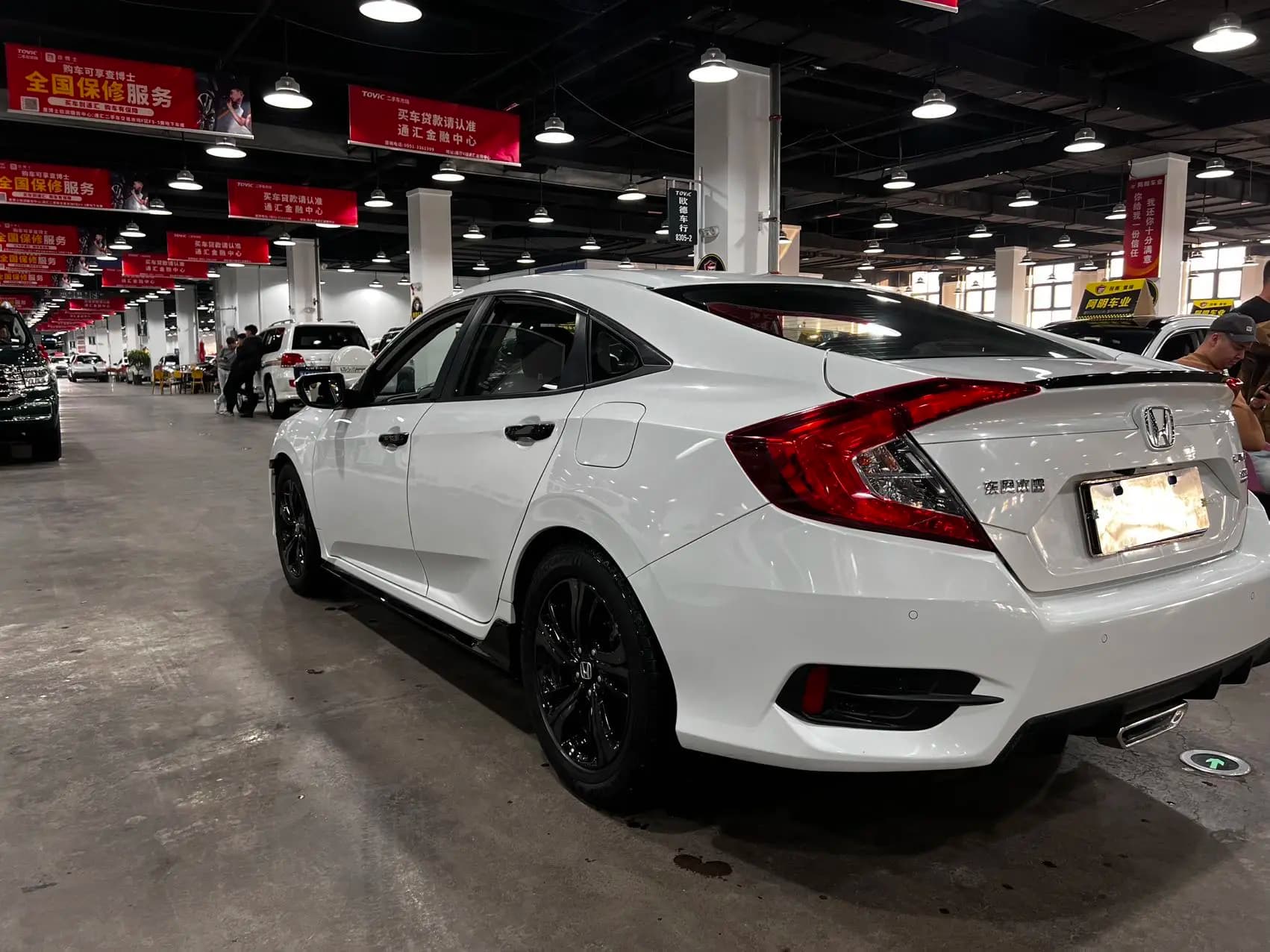 Honda Civic 2022 г. 28000 км. — фото 4