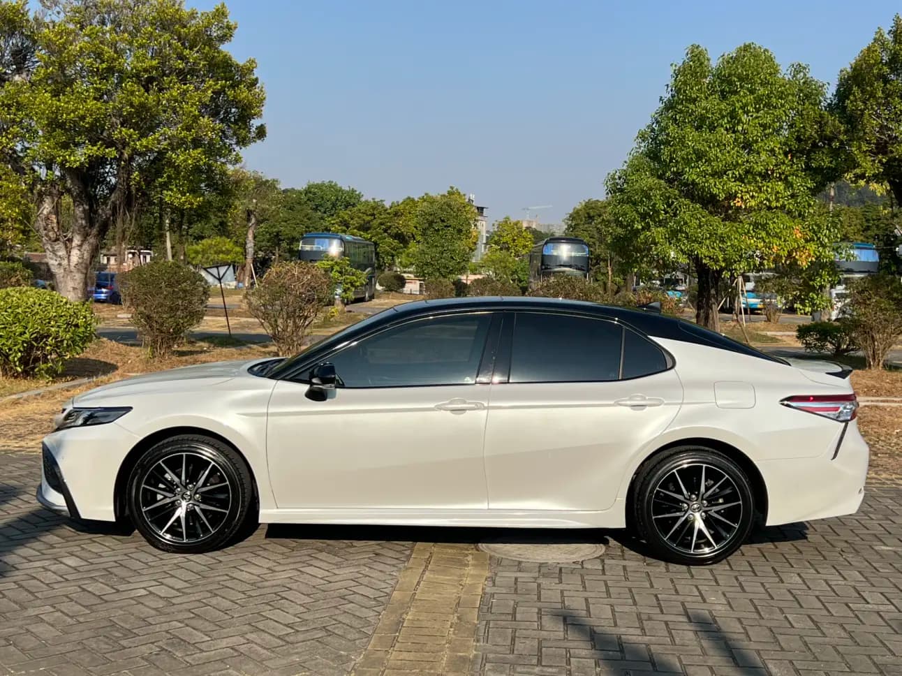 Toyota Camry 2022 г. 58104 км. — фото 4