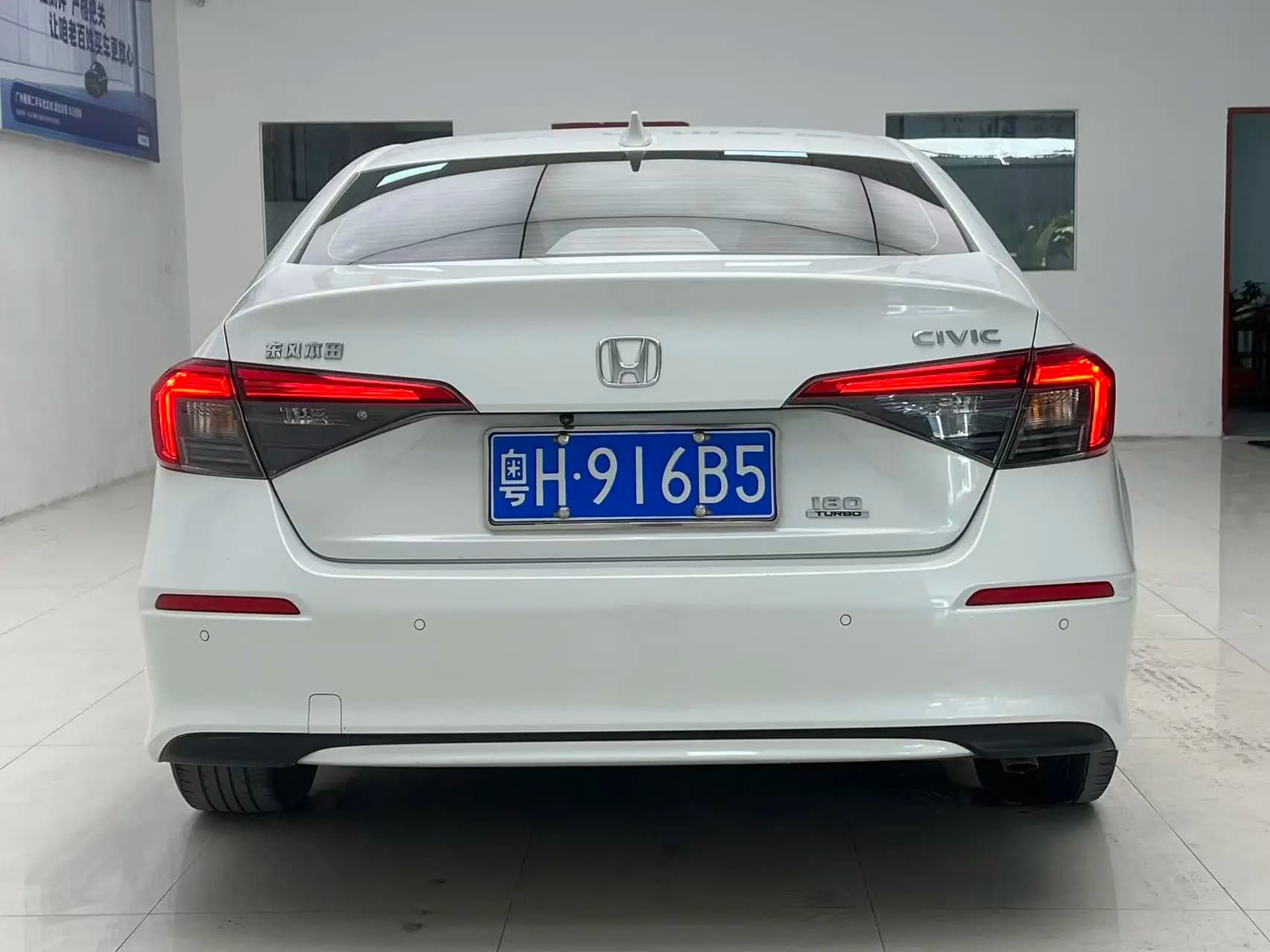 Honda Civic 2022 г. 53200 км. — фото 5