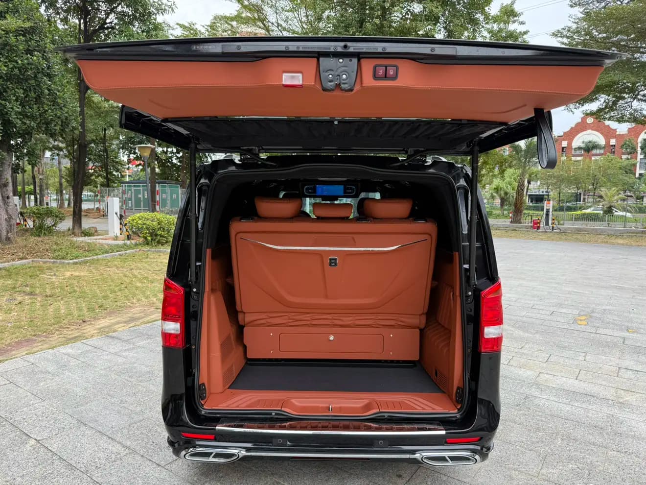 Mercedes-Benz Vito 2023 г. 23000 км. — фото 26