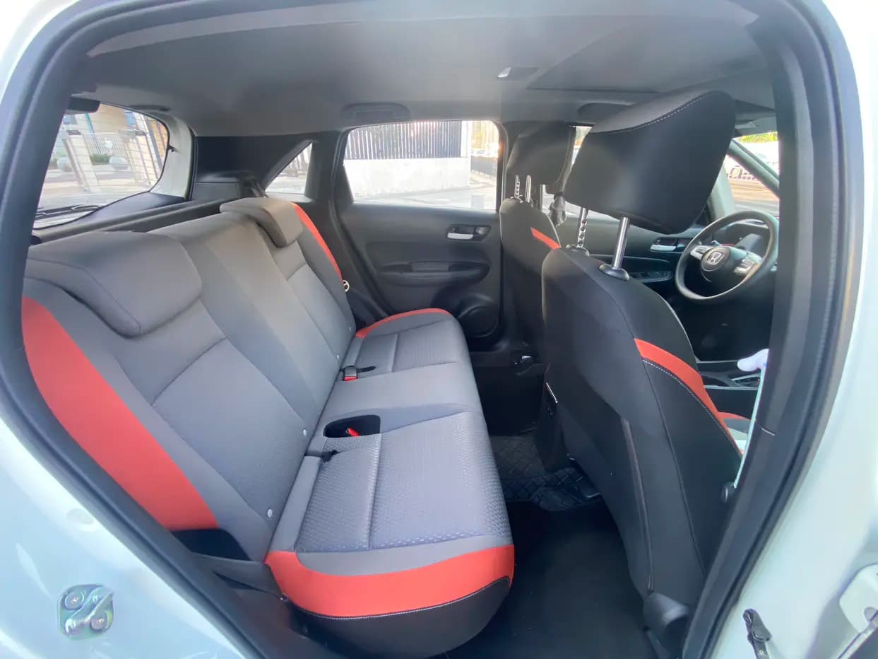 Honda Fit 2021 г. 52135 км. — фото 20