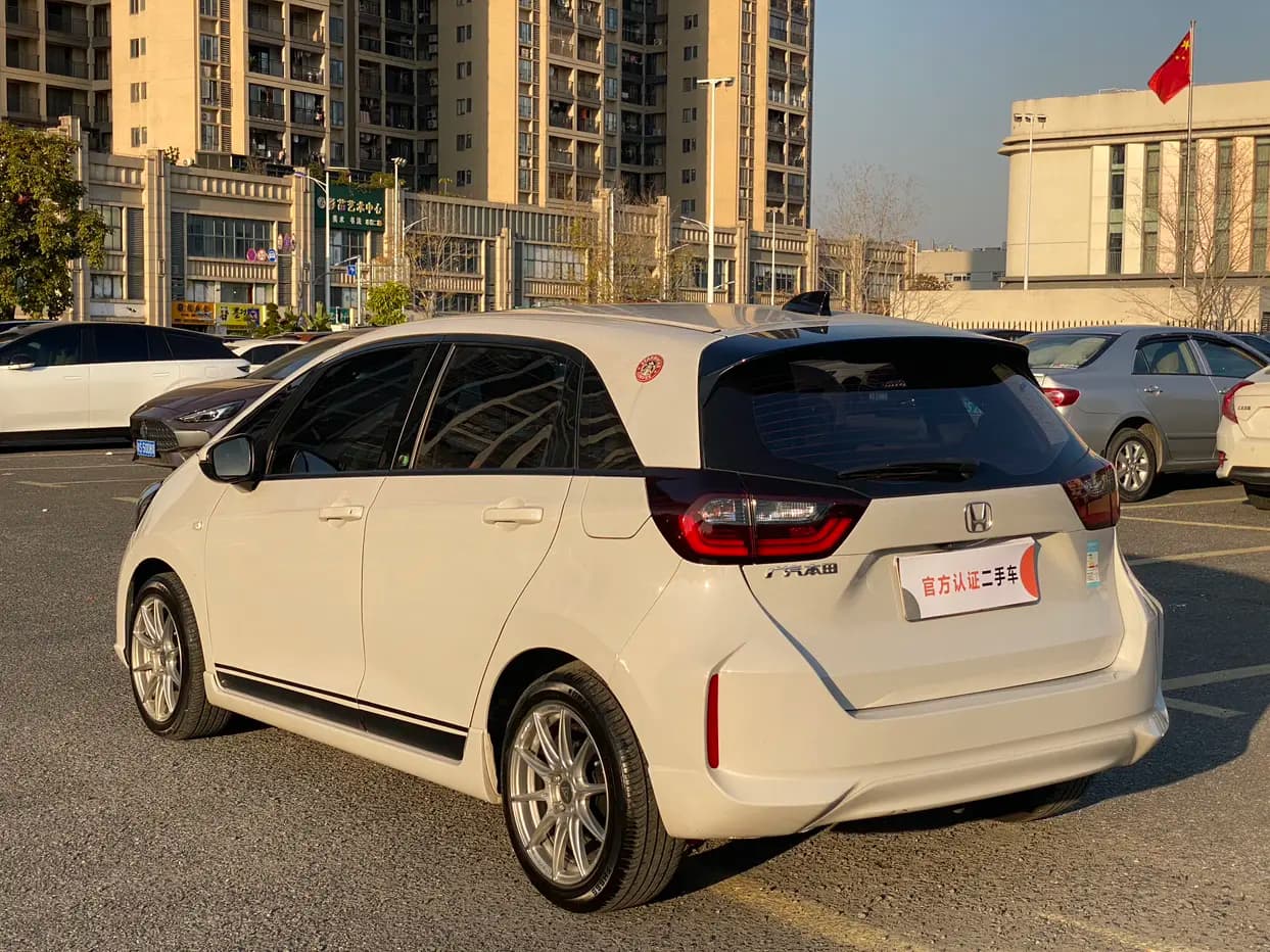 Honda Fit 2021 г. 52135 км. — фото 5