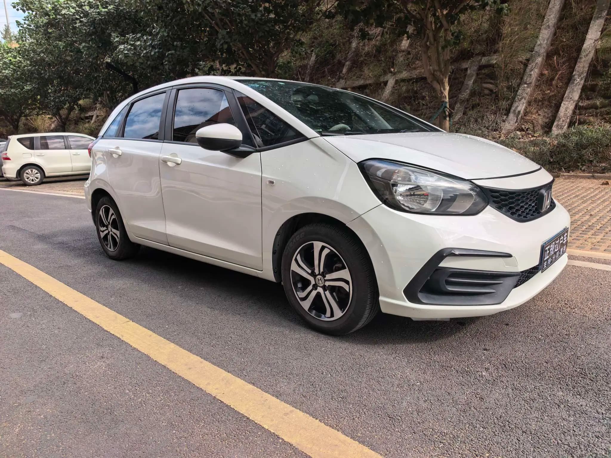 Honda Fit 2021 г. 52137 км. — фото 3