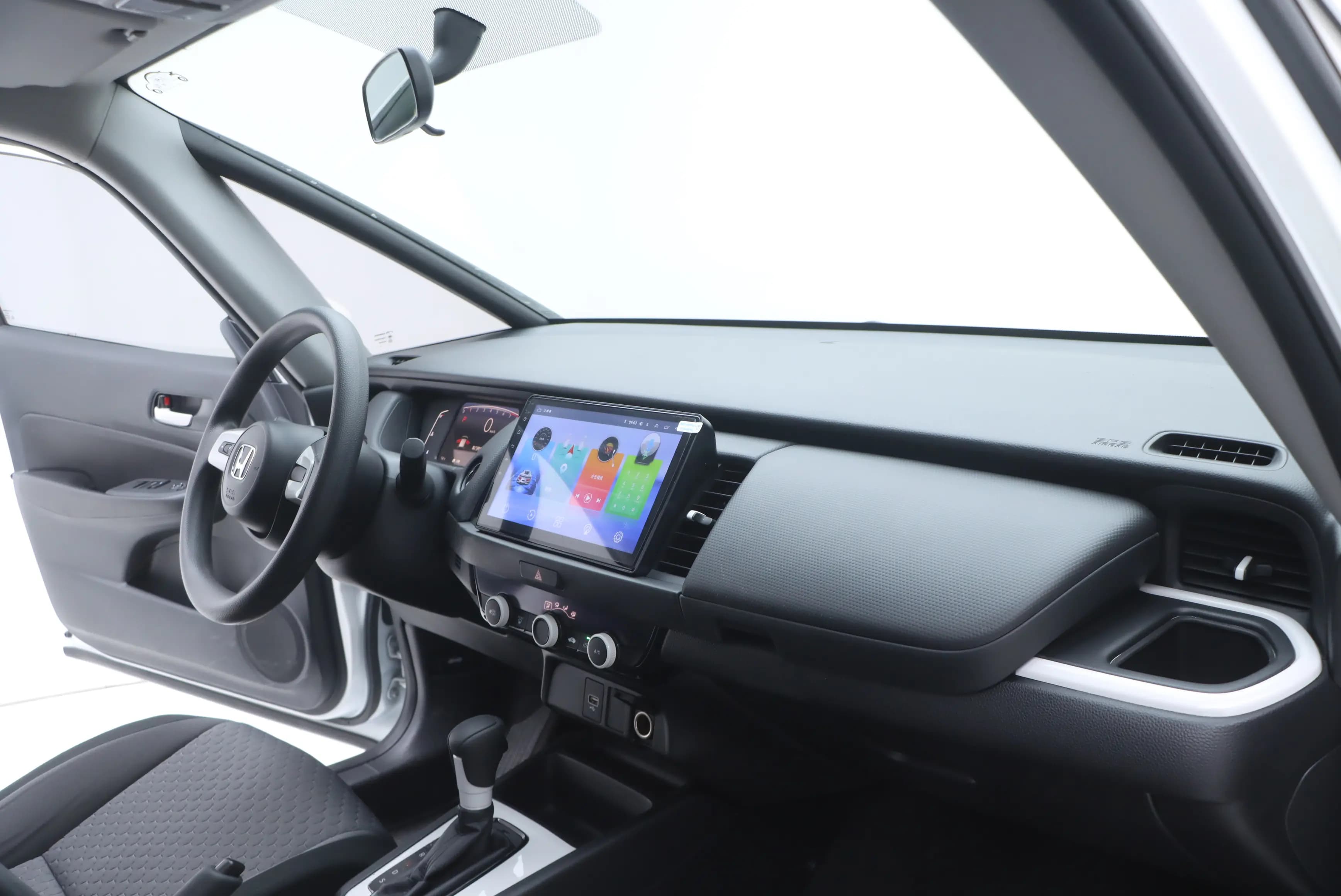 Honda Fit 2023 г. 41038 км. — фото 12