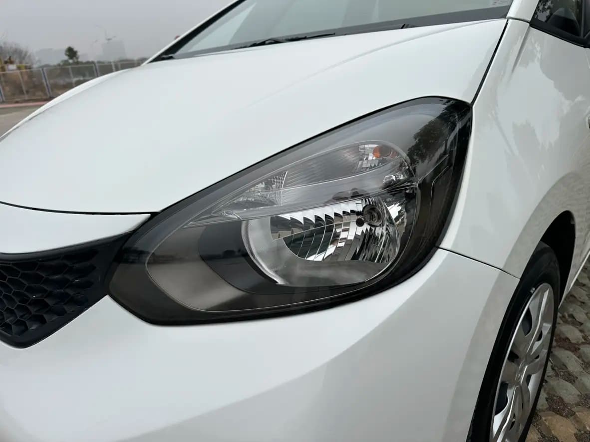 Honda Fit 2022 г. 28139 км. — фото 10