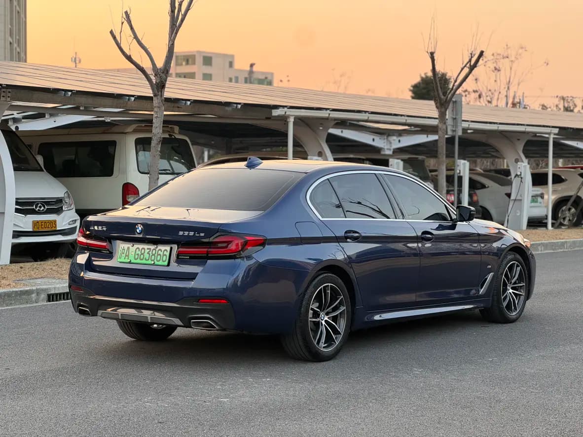 BMW 5 Series PHEV 2021 г. 41000 км. — фото 4