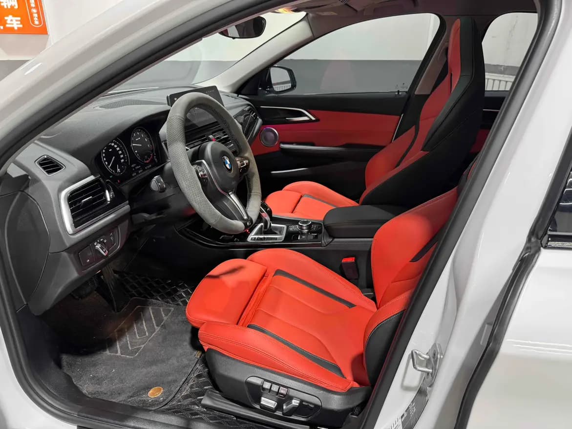BMW 1 Series 2023 г. 24073 км. — фото 31