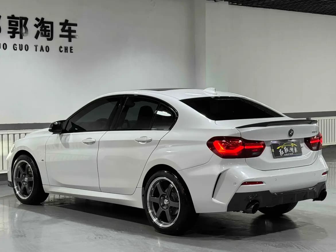 BMW 1 Series 2023 г. 24073 км. — фото 5