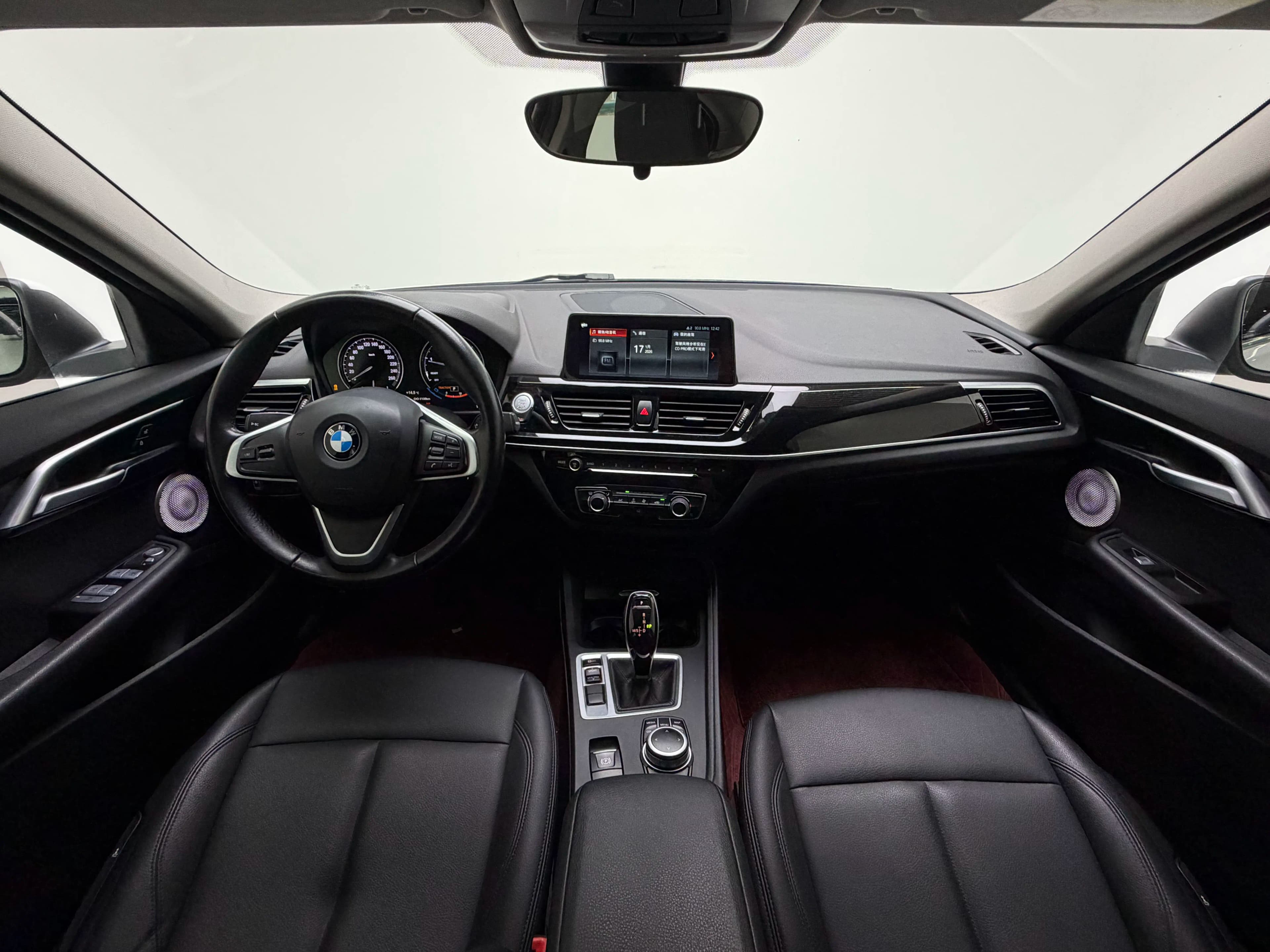 BMW 1 Series 2021 г. 103297 км. — фото 11