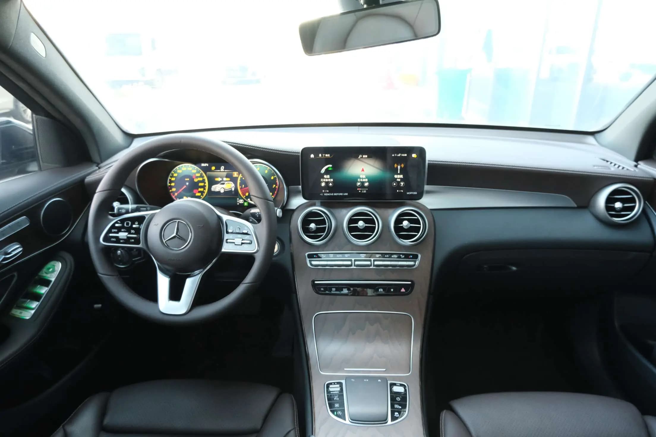Mercedes-Benz GLC 2022 г. 54074 км. — фото 10
