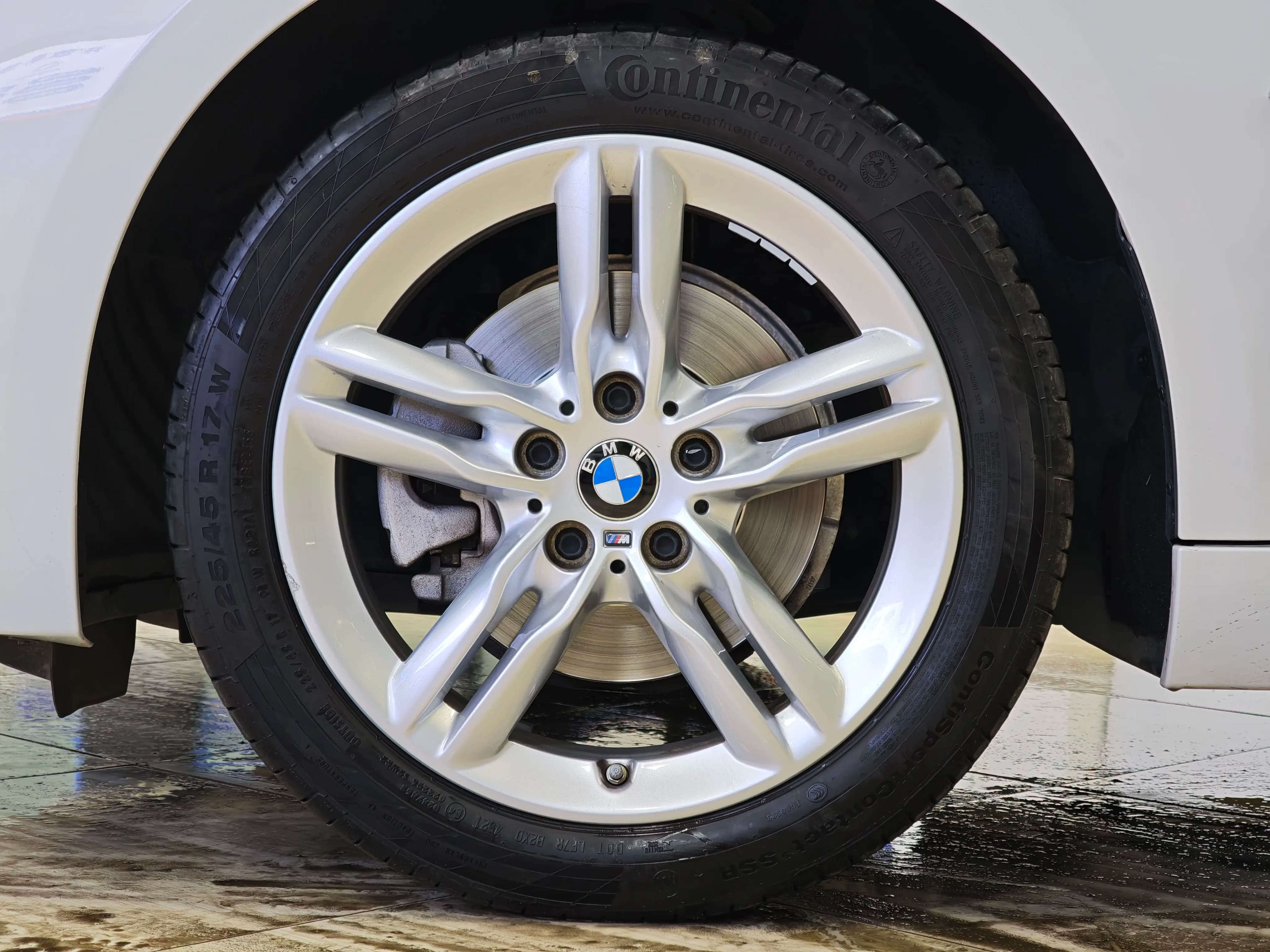 BMW 1 Series 2021 г. 15096 км. — фото 16